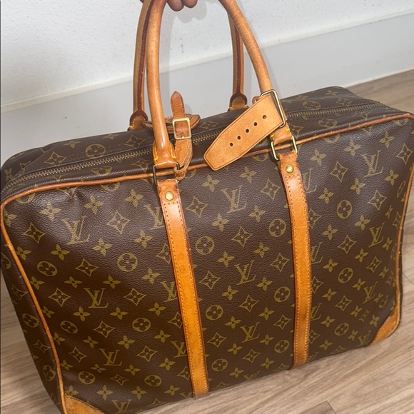 Louis Vuitton Brown Monogram Travel Bag (call out) - Picture 6 of 11